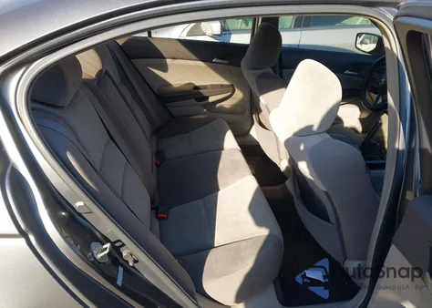 2009 Honda Accord 2.4 Lx z USA, uszkodzony, nr VIN 1HGCP26389A087791